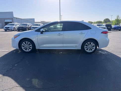Used 2024 Toyota Corolla LE w/ LE Convenience Package AWD/4WD image 10