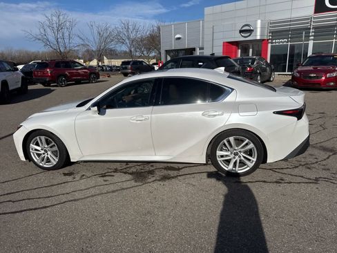 Used 2021 Lexus IS 300 w/ Comfort Package image 8