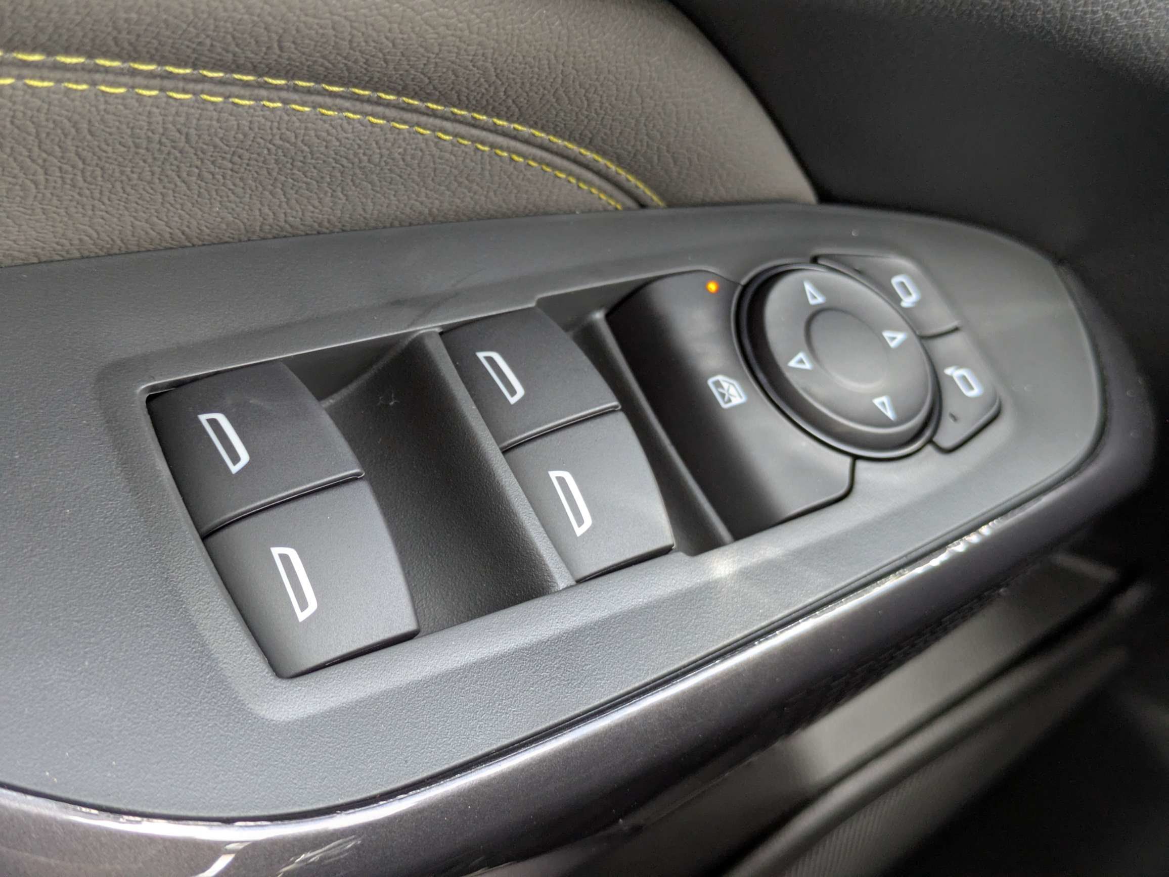 New 2026 Chevrolet Trax ACTIV w/ Sunroof Package FWD image 14