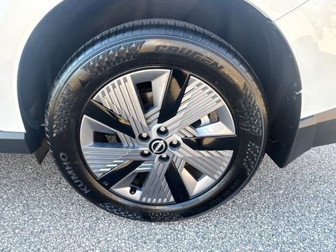 Used 2025 Nissan Murano SL image 17