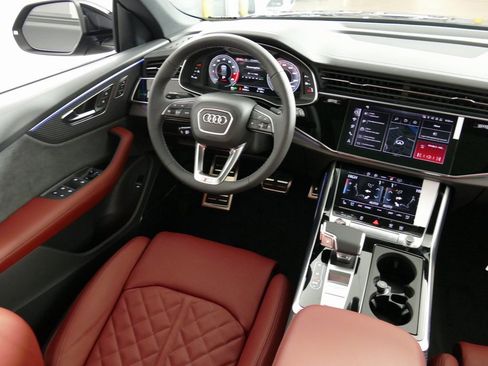New 2026 Audi SQ8 Premium Plus image 23