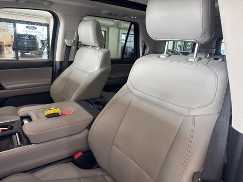 Used 2025 Ford Expedition Max Active image 29