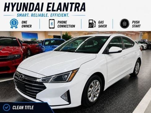 Used 2019 Hyundai Elantra SE w/ Cargo Package FWD image 1