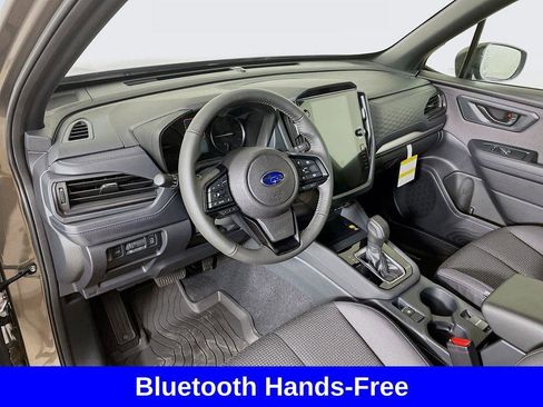 Used 2025 Subaru Forester Premium image 17