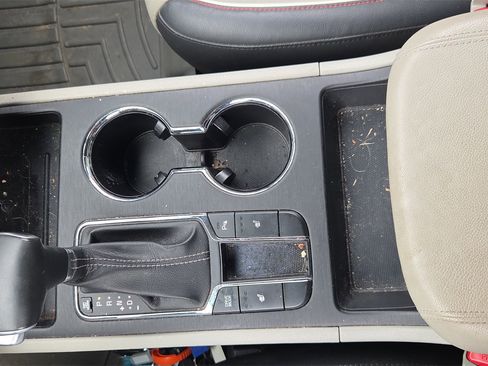 Used 2019 Kia Sedona EX image 34