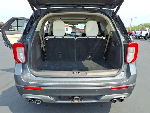 Used 2021 Ford Explorer Platinum w/ Equipment Group 601A AWD/4WD image 15