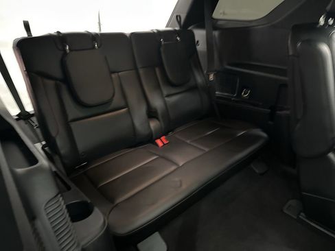 Used 2022 Ford Explorer ST-Line RWD image 25