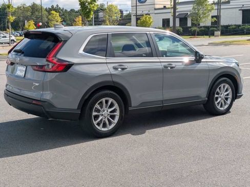 Used 2024 Honda CR-V EX image 4