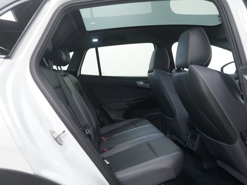 Used 2023 Volkswagen ID.4 Pro S image 12