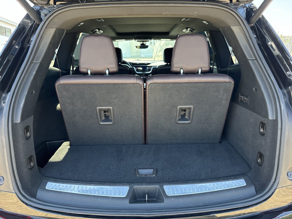 Used 2021 Cadillac XT6 Premium Luxury FWD image 30