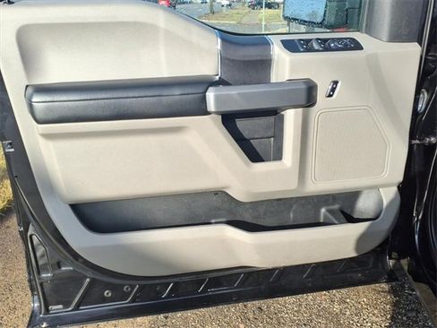 Used 2018 Ford F150 XLT image 7