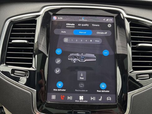 Certified 2023 Volvo XC90 B5 Plus w/ Protection Package Premier image 25