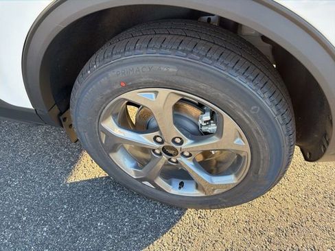 New 2026 Ford Escape ST-Line w/ Cold Weather Package image 7