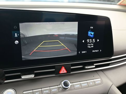 Used 2023 Hyundai Elantra SEL w/ Convenience Package image 22