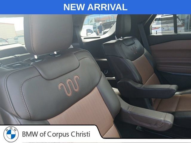 Used 2023 Ford Explorer King Ranch w/ Technology Package RWD image 11