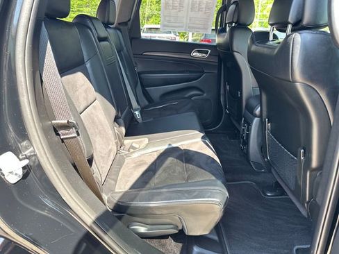 Used 2018 Jeep Grand Cherokee Altitude AWD/4WD image 40