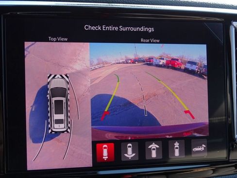 Used 2023 Chrysler Pacifica Touring-L w/ Uconnect Theater Family Group FWD image 22