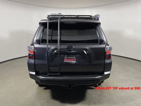 Used 2018 Toyota 4Runner TRD Off-Road image 4