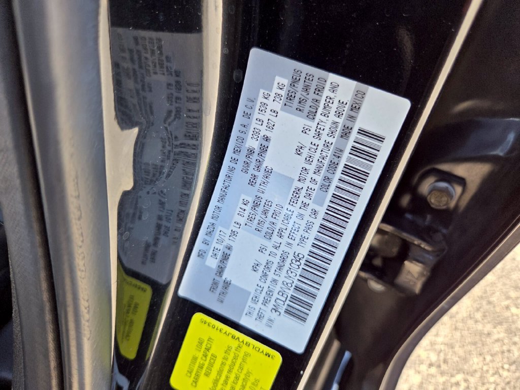 Used 2018 Toyota Yaris iA FWD image 17