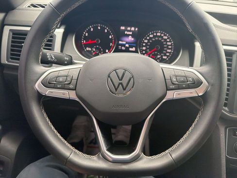 Used 2021 Volkswagen Atlas Cross Sport SE w/ Panoramic Sunroof Package image 13