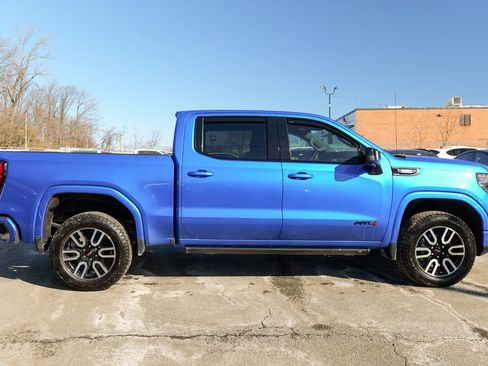 Used 2022 GMC Sierra 1500 AT4 w/ AT4 Preferred Package image 10