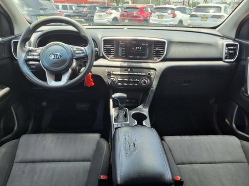 Used 2020 Kia Sportage LX FWD image 17