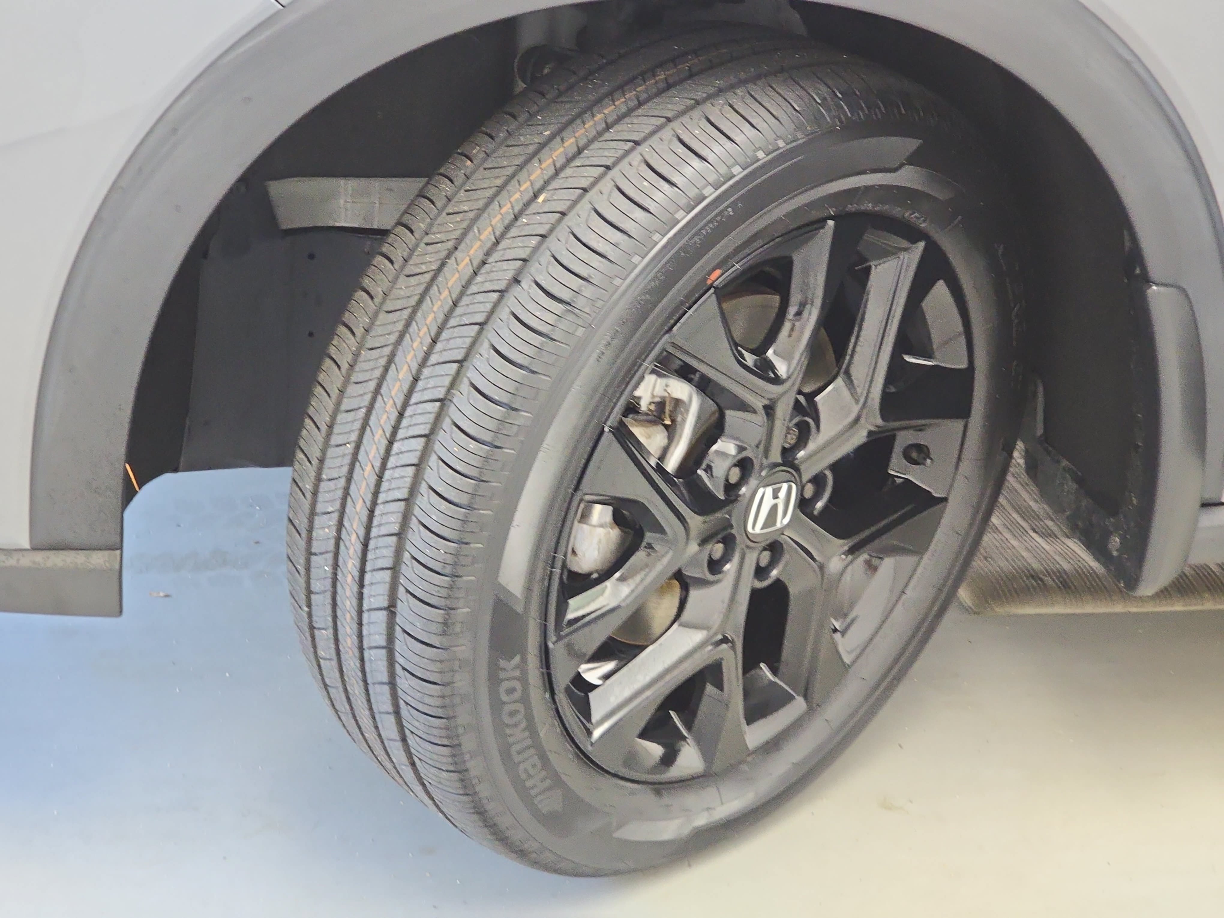 Certified 2024 Honda HR-V Sport image 31