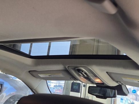 Used 2016 GMC Terrain SLT w/ Open Road Package image 11