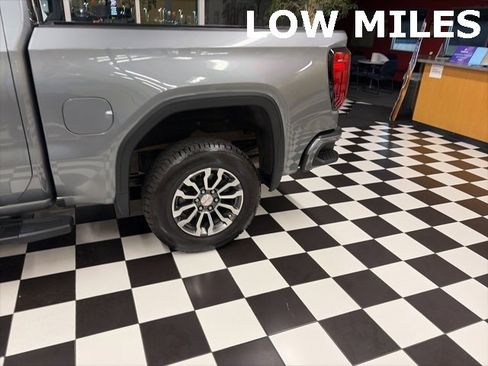 Used 2020 GMC Sierra 1500 AT4 w/ AT4 Premium Package image 6