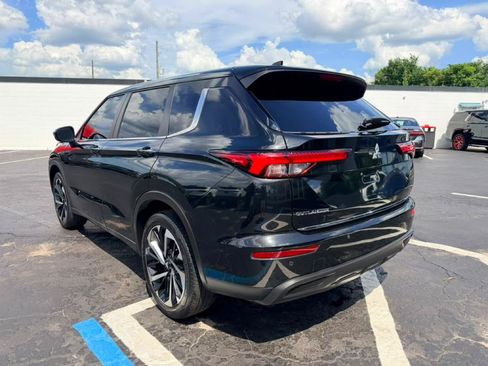 Used 2022 Mitsubishi Outlander ES FWD image 5