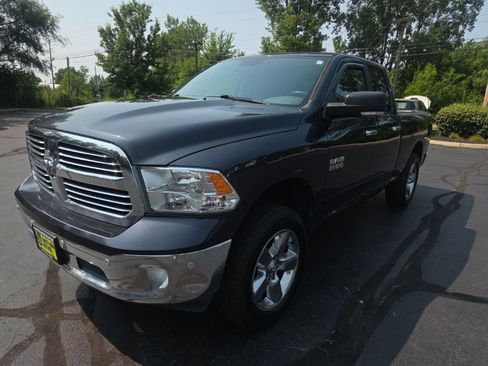 Used 2018 RAM 1500 Big Horn AWD/4WD image 3