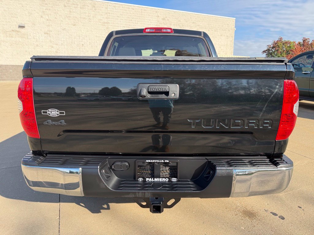 Used 2019 Toyota Tundra SR5 w/ SR5 Upgrade Package AWD/4WD image 4