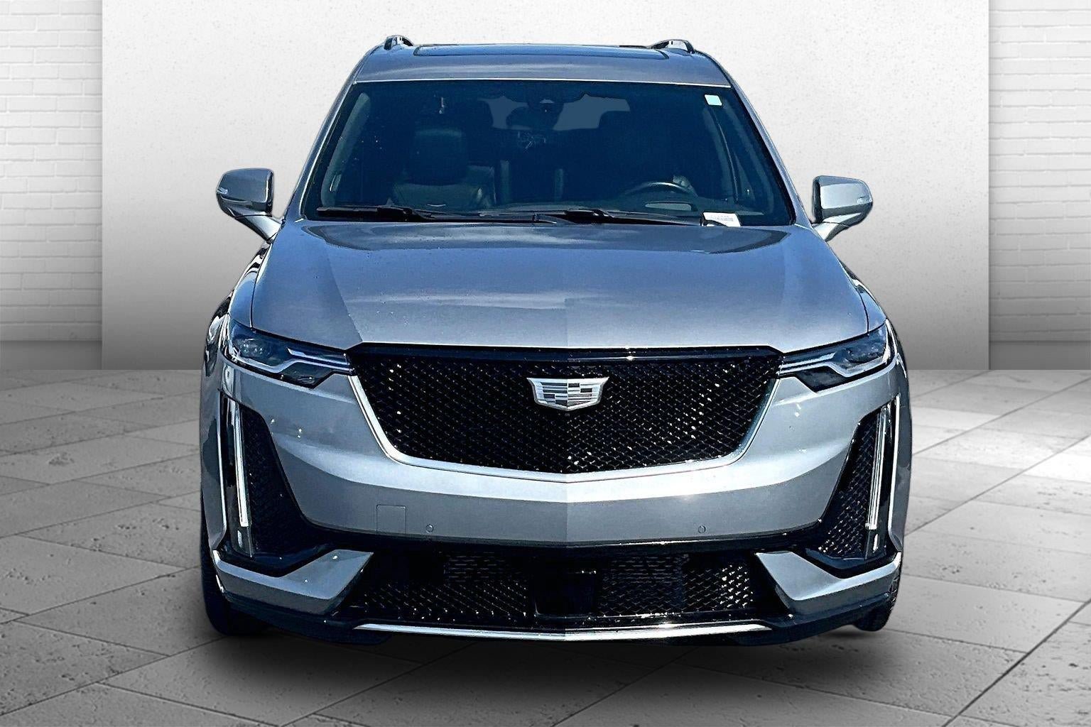 Used 2024 Cadillac XT6 Sport w/ Technology Package AWD/4WD image 2