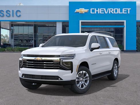 New 2026 Chevrolet Suburban LT w/ Comfort Package RWD image 6