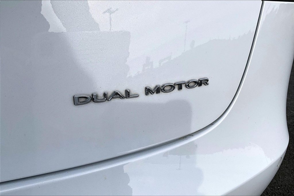 Used 2018 Tesla Model 3 Long Range AWD/4WD image 8