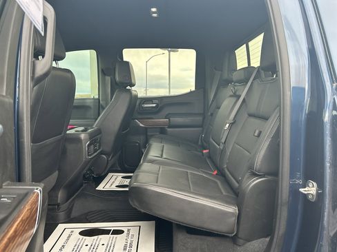 Used 2021 Chevrolet Silverado 1500 High Country w/ Z71 Off-Road Package image 9