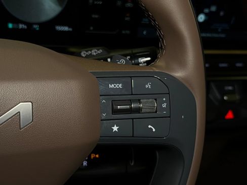 Certified 2026 Kia EV9 GT-Line AWD/4WD image 33