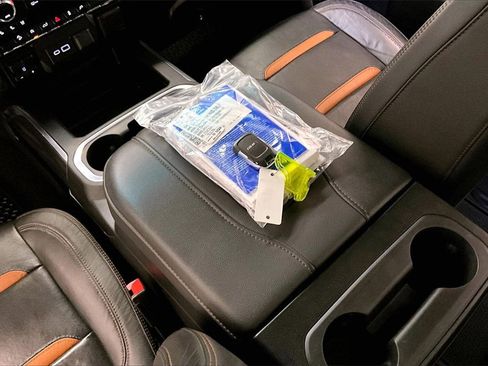 Used 2021 GMC Sierra 1500 AT4 image 34