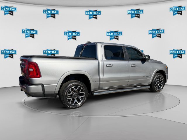 Used 2025 RAM 1500 Laramie AWD/4WD image 6