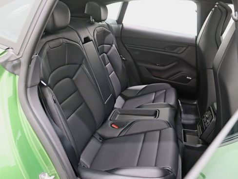 Used 2022 Porsche Taycan 4 Cross Turismo image 28