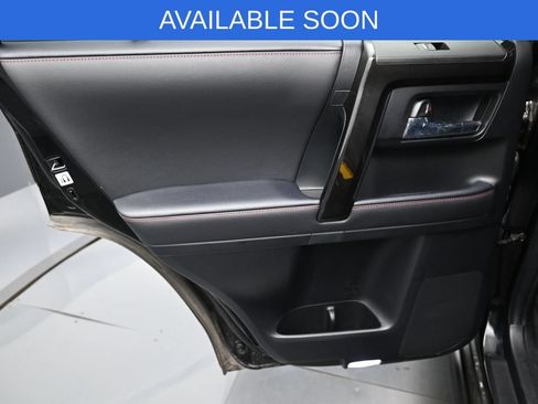 Used 2024 Toyota 4Runner TRD Off-Road Premium w/ Moonroof Package AWD/4WD image 31