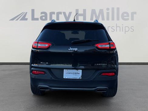 Used 2015 Jeep Cherokee Limited w/ Luxury Group image 4