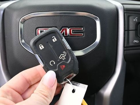 Used 2021 GMC Sierra 1500 SLT w/ SLT Premium Plus Package image 39