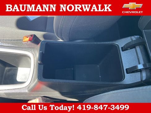 Used 2017 Chevrolet Cruze LT FWD image 37