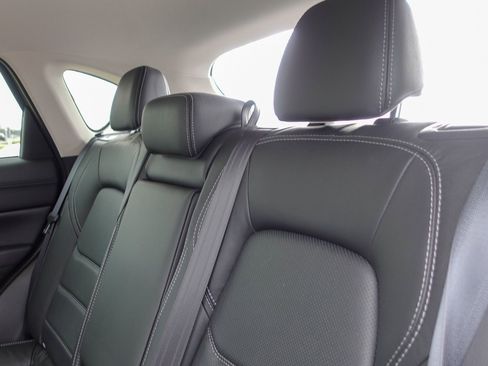 Certified 2025 MAZDA CX-5 AWD 2.5 S w/ Preferred Package image 22