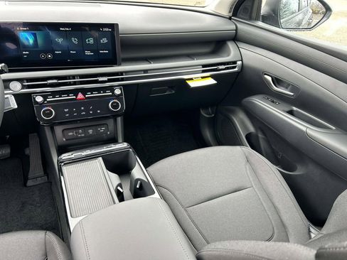 New 2026 Hyundai Tucson Blue SE image 20