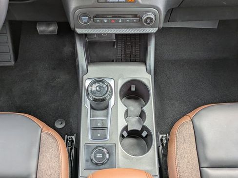 Certified 2025 Ford Bronco Sport Outer Banks w/ Outer Banks Tech Package+ AWD/4WD image 19