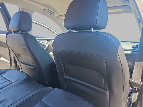 Used 2011 Buick Regal CXL FWD image 14