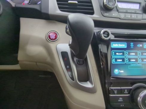 Used 2016 Honda Odyssey EX-L image 28