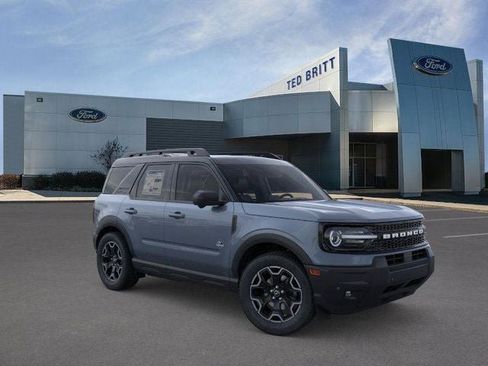 New 2025 Ford Bronco Sport Outer Banks w/ Outer Banks Tech Package+ image 1